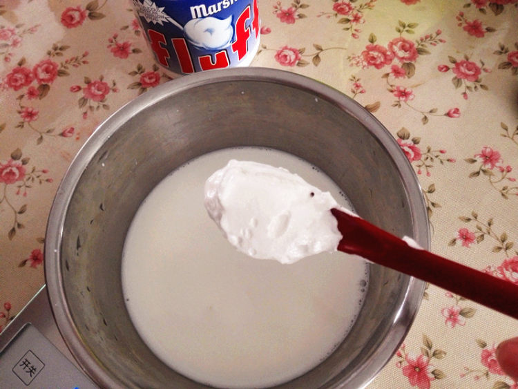 牛奶西瓜冰棍步骤1