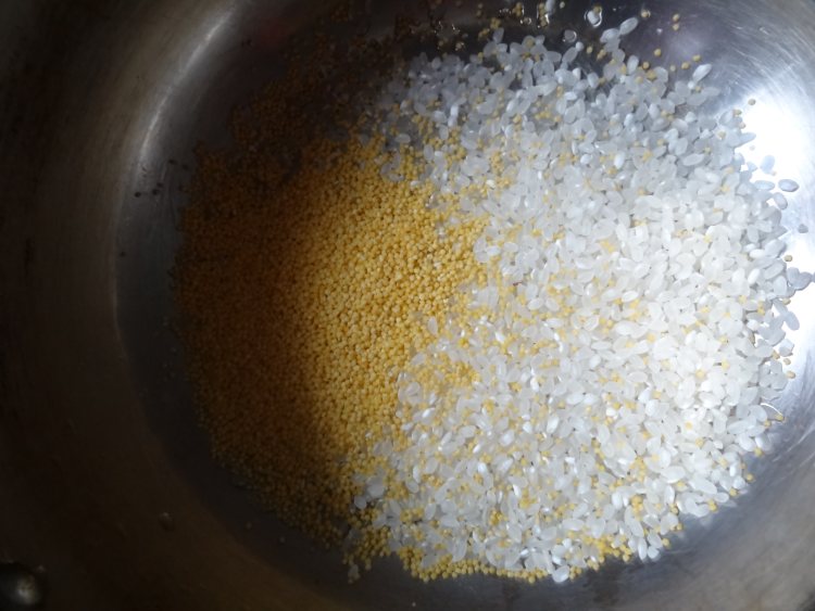 蚕豆小米粥步骤3