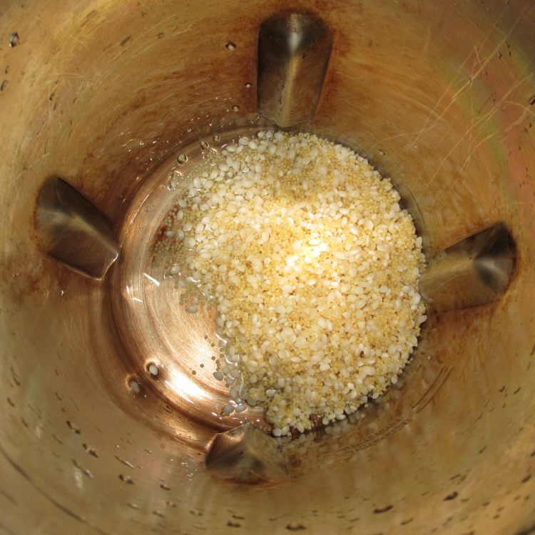 花生小米粳米糊步骤1