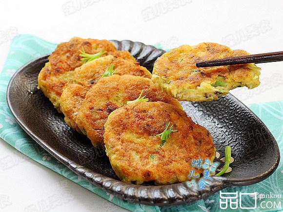 萝卜丝豆腐玉米面肉饼
