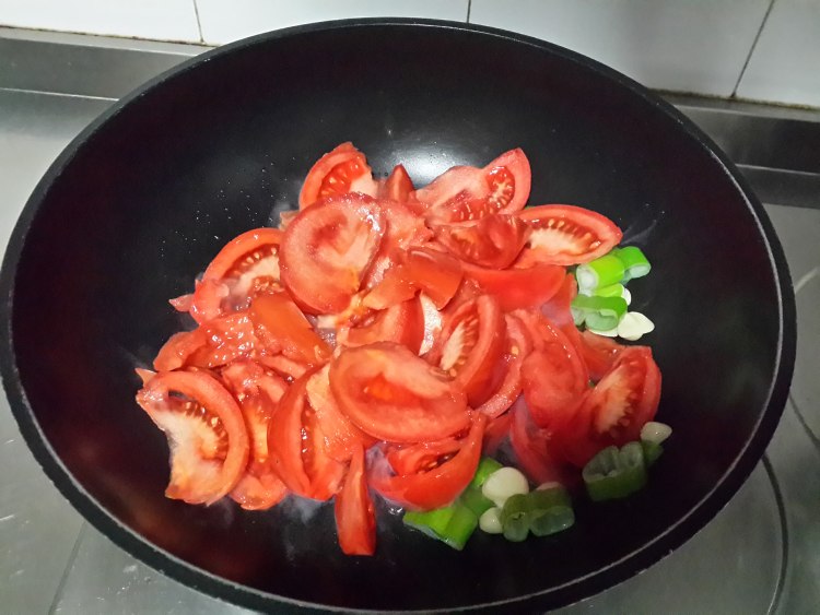 西红柿羊肉面步骤3
