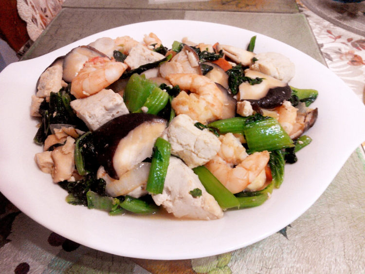 白菜虾仁烩豆腐步骤9