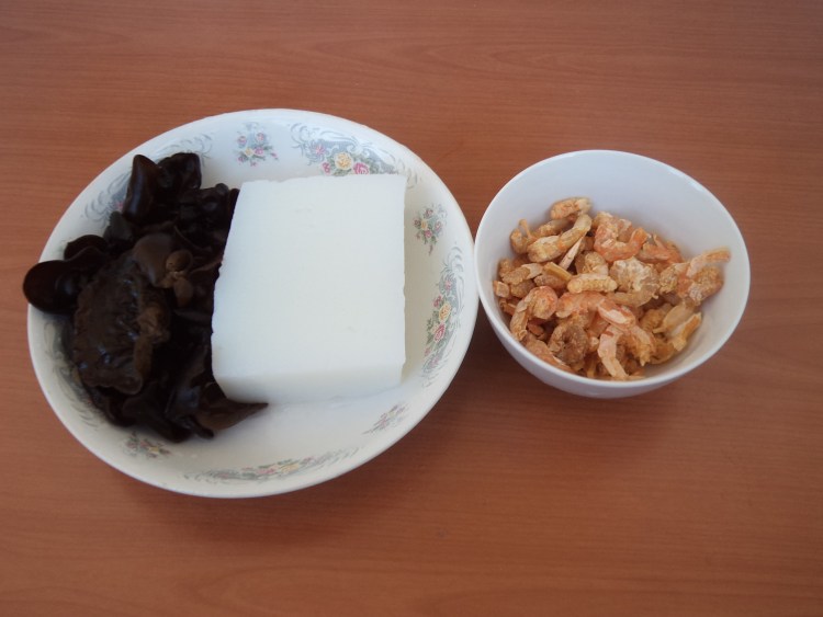 海米焖子菠菜馅水饺步骤2